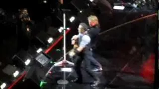 Bon Jovi and Bruce Springsteen perform "Who Says You Can't Go Home" at Madison Square Garden