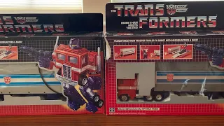 Original vs Knockoff Optimus Prime box. Side by side comparison of  1984 Transformers G1 Autobot