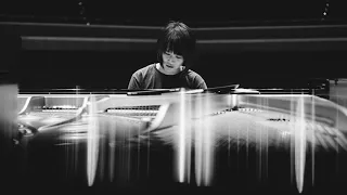 Yuja Wang plays Beethoven Piano Concerto No. 1 Op. 15 (2017)