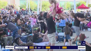 Vegas Golden Knights fans celebrate big win in Henderson