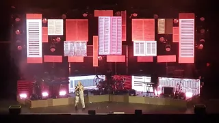 Anne Marie says a sad experience of her self. Live concert, Antwerpen