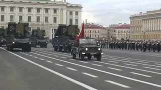 Военный парад. Санкт-Петербург. Russian military parade. St. Petersburg.