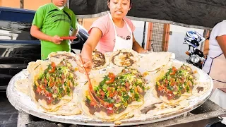 UNKNOWN Mexican Street Foods You MUST Try! MEGA Mexican Pizza, BEST BBQ, and 7 Mole’s in OAXACA!