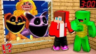 JJ and Mikey HIDE From Scary MISS DELIGHT CatNap DogDay in Minecraft Poppy Playtime Chapter 3 Maizen