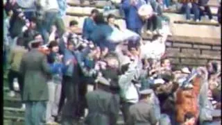 1991 ULTRAS LEVSKI on LEVSKI-Botev 1991 cupfinal in Veliko Tarnovo