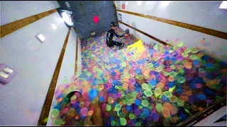 We Put 25,000 Water Balloons In A Moving Truck