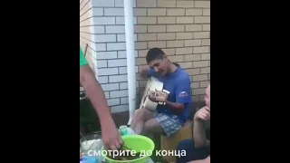 Гитарист 👍 it's my life . Пап комойо . приколы . талант 🤣 смешное видео jokes 2021