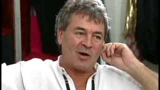 A candid Ian Gillan interview from the 2001 Deep Purple USA tour