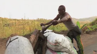 Congo: Prisoners of the mud - The roads of the impossible