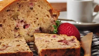 Strawberry Bread (Classic Version) - Joyofbaking.com