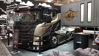 Scania Chimera reving the engine