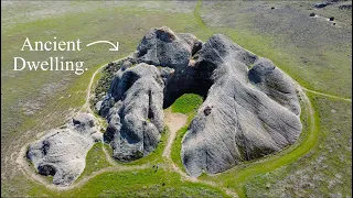 I discovered a Megalithic Habitat on Google Earth