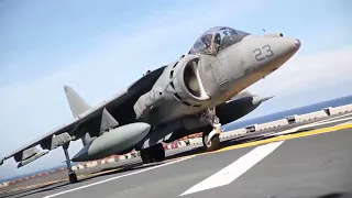 Amazing: Crazy Jump Action of AV-8B Harrier Fighter Jet In The Aircraft Carrier