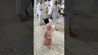 Mashaallah little baby tawaf around the Kaaba 🥹🕋 #viral #shorts #makkah #trending