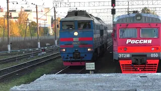 Luga-1 railway station. Plenty of diesel & electric locomotives