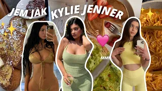 JEM JAK KYLIE JENNER PRZEZ CAŁY DZIEŃ!