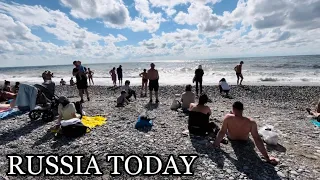 Russia today. Rest of Russians on the Black Sea 🌊 Real life in Russia now @maryobzor