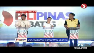 Duterte, Poe, and Roxas trying to entertain the crowd (Pre-debate Part 1)