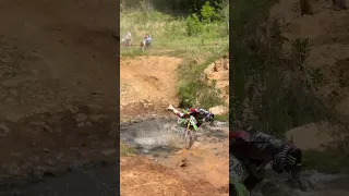 Creek Crossing Crash - Mideast Harescramble #trexnick #kawi #harescramble #mideast