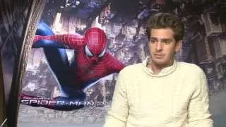 The Amazing Spider-Man 2: Andrew Garfield "Peter Parker / Spider-Man" Earth Hour Interview