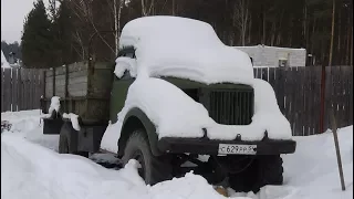 Заводим Газ-63 зимой ,немного прокатились.