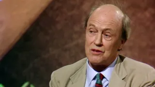 Roald Dahl - interview - Wogan - 01/12/1984