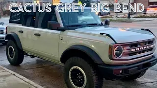 2021 Ford Bronco cactus grey 4-door with Sasquatch