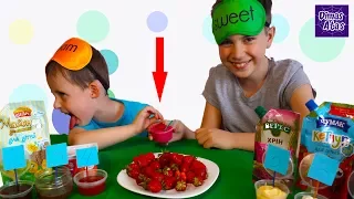 Челлендж клубника против Настоящей Еды Ужасный соус  Strawberry vs real food Challenge Dimas Atas
