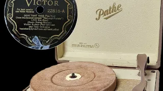 Vintage Vinyl: 1940s Pathe' Model 1113 Portable Suitcase Record Player - OOH that Kiss!! COOL! 😎 4k