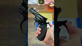 Why Do Revolvers Suck? #Shorts