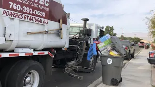 Garbage Truck Picks Up Recycle ♻️ #shorts #viral #tiktok