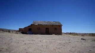 Mama Coca - León Gieco, Gustavo Santaolalla y Miss Bolivia - Canción de la película Seremos Millones