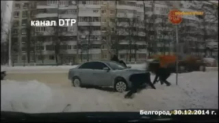 Приколы на дороге! Смешные ДТП! Авто приколы! ТП на дороге! Драки на дороге! Бабы за рулем! 360p'