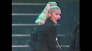 Madonna – Blond Ambition World Tour live at The Palace, Auburn Hills, MI (B-Roll Selects)