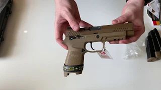 Unboxing - Sig Sauer P320 M17