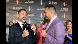 Exclusive: Mac Powell Red Carpet Interview @ 2023 K-LOVE Fan Awards