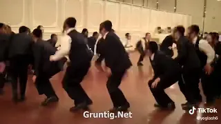 Jewish kids dancing to Pop Smoke