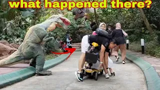 #dinosaur-prank.   No one expected this to happen! #divertido   #engraçada