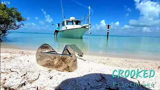 Found a Beach!! Captain and Crew Living in a Small Crooked PilotHouse Boat