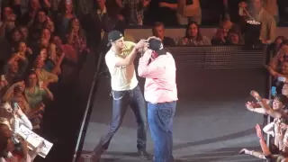 Luke Bryan Country Girl (Shake it for Me) Huntsville, AL 1-18-13