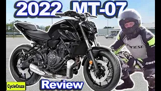 NEW 2022 Yamaha MT-07 REVIEW - First Ride (Better than MT-09?)