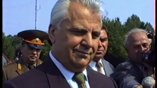 Леонід Кравчук у Тернополі. Зустріч в аеропорту. 1993 рік