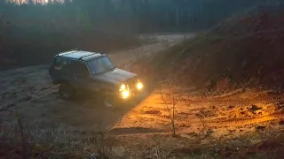 Toyota Land Cruiser J70 countryside mud offroad