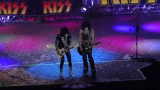 KISS - I Was Made for Lovin´ You & Detroit Rock City @ Live Oslo Spektrum 07.05.2017