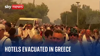 Greece: Wildfires on Rhodes force hundreds of holidaymakers to flee their hotels
