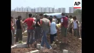 Shelling of Nahr El-Bared refugee camp, funerals for protesters killed yesterday