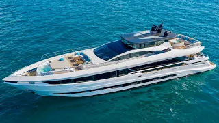 $13,250,000 Superyacht Tour : 2020 Mangusta GranSport 33