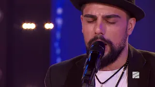 Kosta Sanikidze - რა ლამაზად წვიმს / Ra Lamazad Tsvims [Live]