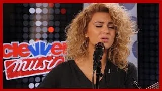 Tori Kelly "Paper Hearts" Acoustic Performance