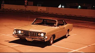 драг заезд. наш старичок Ford Galaxie LTD V8 5.8l 380 л.с. Toyota Mark  500 л.с